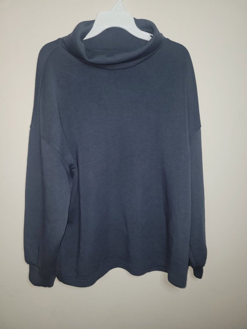 Old Navy Large Blue Bounce Fleece